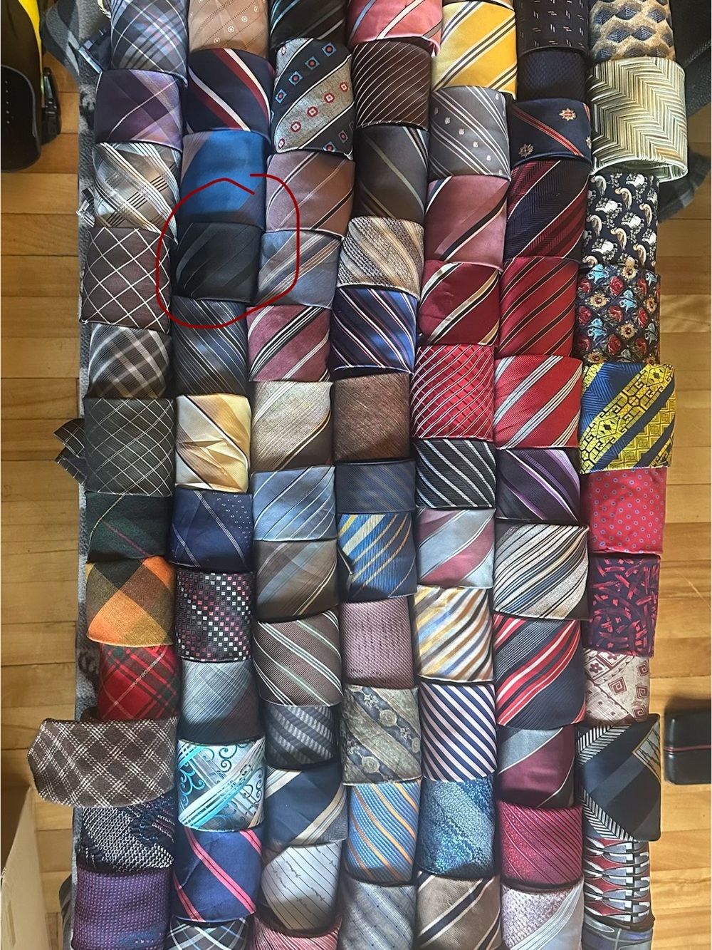 10 random designer ties - Picture 3 of 7